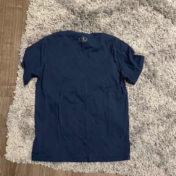 Under Armour tee shirt large great condition - Picture 1 of 2